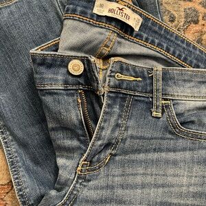 Hollister Women's Blue Jeans sz 1R